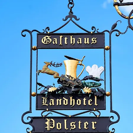 Hotel Und Polster 3*